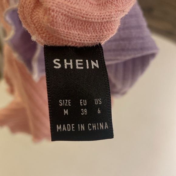 SHEIN size Medium color block pink and purple crop top💗💜 - Picture 3 of 3